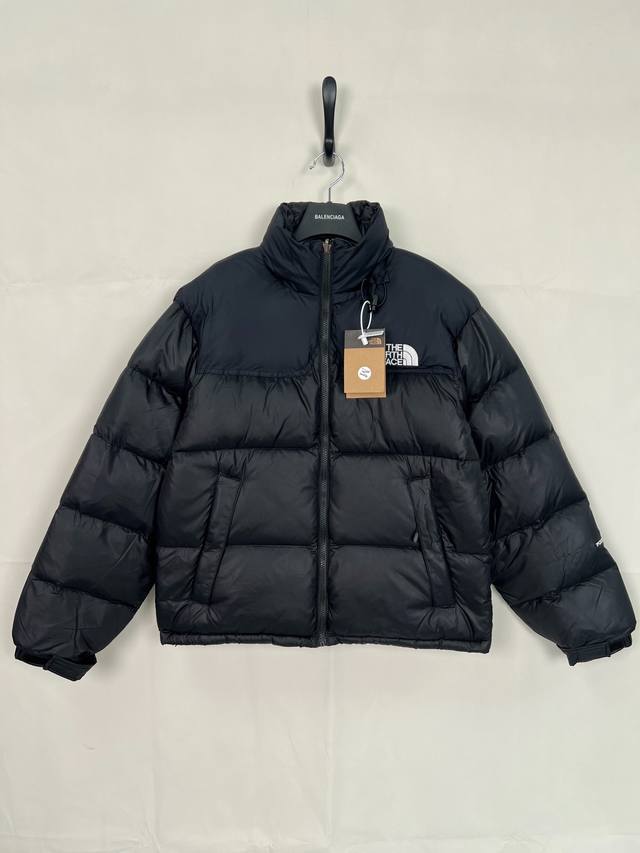 高质量版本 新款The North Face北面Vintage 90S 明星同款羽绒服 设计理念：The North Face”的字面含义为山的最寒冷、最艰难一