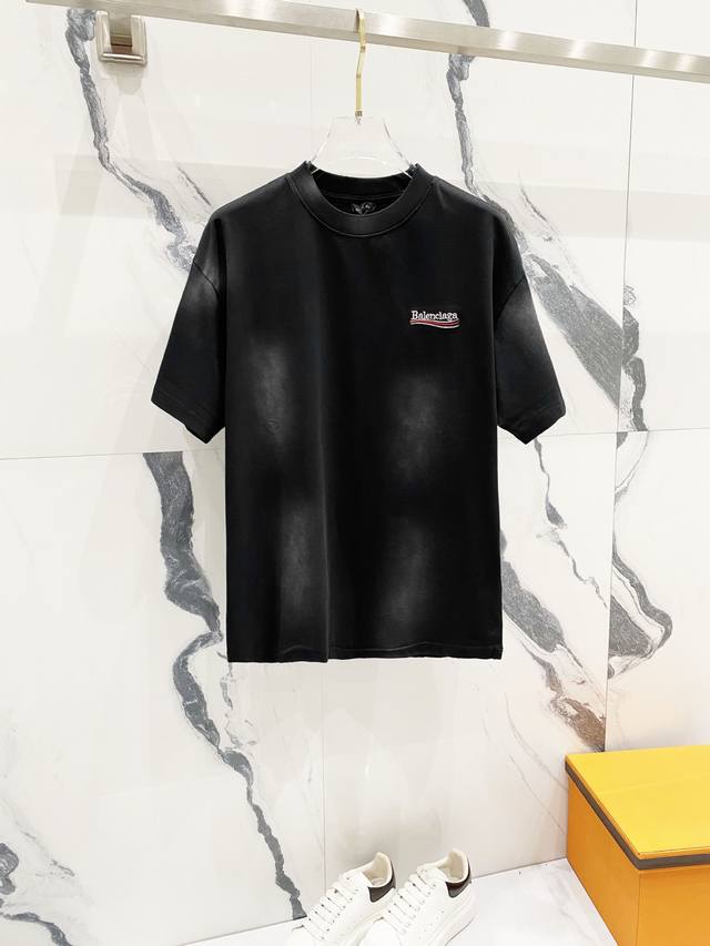 Balenciaga 巴黎世家320克洗水短袖前后波浪可乐刺绣字母Logo标识官方同步 1:1原版开模时尚个性 百搭潮流纯原品质 原版洗水面料吊牌 领标 水洗麦