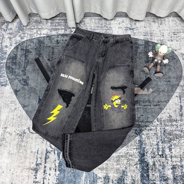 Carhartt & 卡哈特 辛普森涂鸦阔腿伐木工装裤- 整体剪裁采用了立体结构剪裁 拼接工装视觉效果极佳，工装设计，简约而不简单灵感源自八十年代复古，定制面料