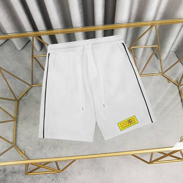 Madison Margiela 马吉拉印花纯棉卫裤短裤1:1对版面料380克毛圈高克重百分百纯棉 提前做过预缩水1×1双纱洗一辈子都不会变形的 男女同款 官网