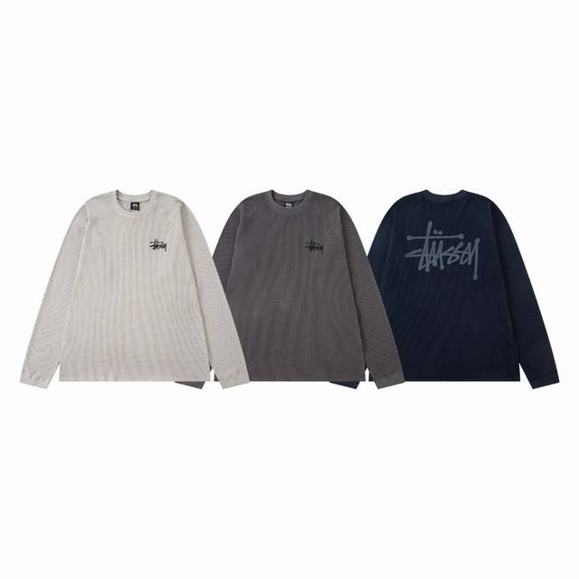 款号6974# 现货发售 Stussy 斯图西 美式2025 秋季系列 Logo徽标设计水洗插肩袖360克华夫格长袖复古T恤 男女同款颜色：米白 宝兰 深灰码数