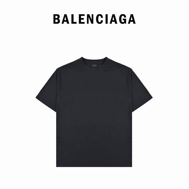 Balenciaga巴黎世家24新品度假风Paris短袖T恤背面饰以Paris艺术作品印花 康利直喷手绘视觉 面料成衣都做洗水处理 反复穿着不会变形褪色 男女同