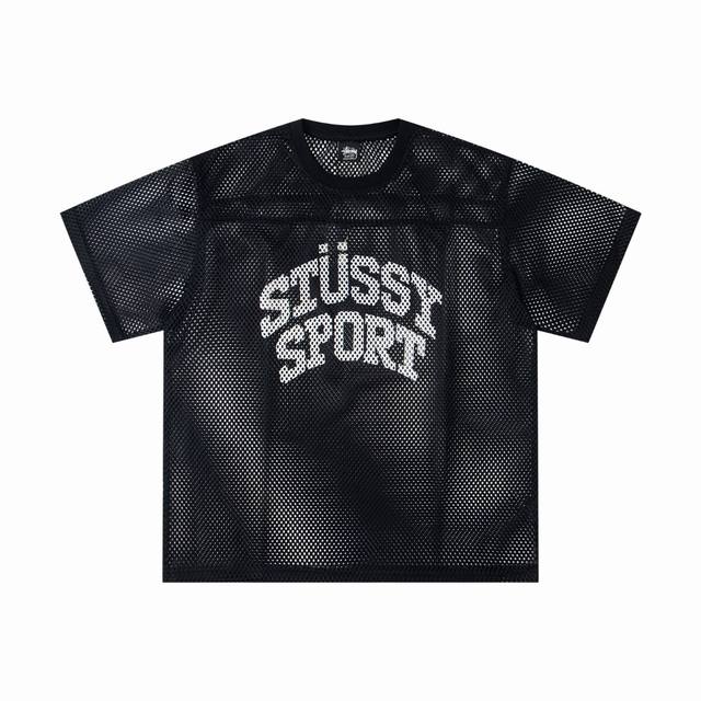款号6972# 现货发售 Stussy 斯图西 美式潮牌宽松版型短袖T恤系列运动休闲球衣字母印花 经典款式滑板休闲运动风格颜色：黑色 红色码数：S M L Xl