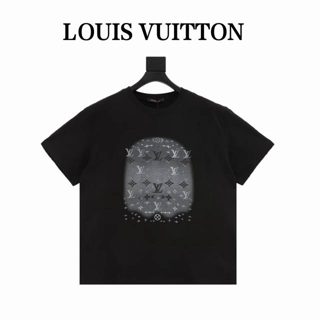 Louis Vuitton 路易威登 水墨渲染印花装饰短袖T恤奢感休闲为一体成就最美最酷时装短T.开放型的设计灵感,大胆张扬不失个性.客供针织棉面料,具备相当高