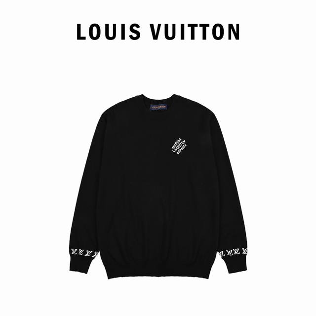 Louis Vuitton路易威登24Ss 字母长袖薄款毛衣原11,850购入，此款打底衫毛纱采用48支超细高密度精纺羊毛纱线，上身柔软舒适柔软，采用德国进口斯