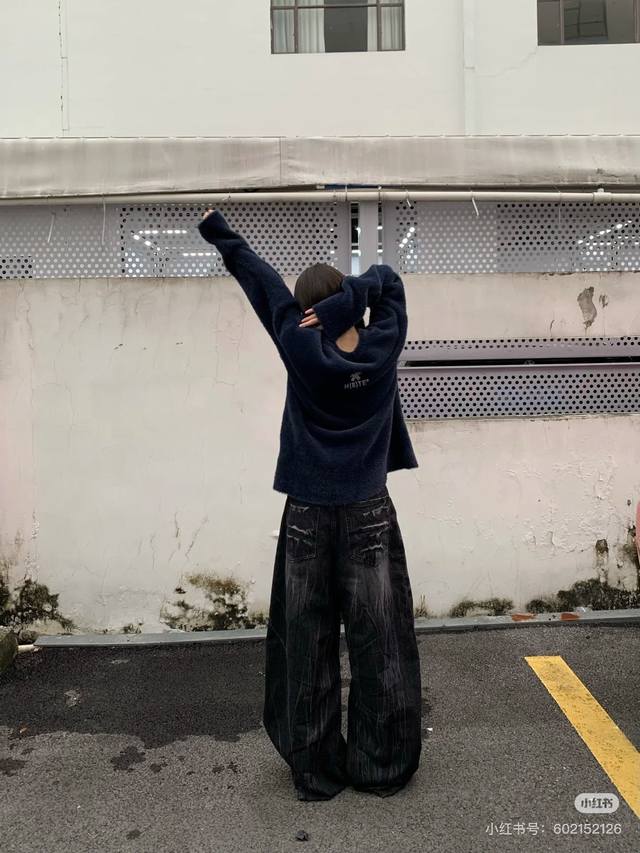 款号801- 模特图 Ss自主巴黎风Bootcut基础闪电爆裂纹微喇直筒牛仔裤长裤 时装周高定纯黑褪色泥染微喇叭牛仔裤男女同款 尺码S-Xxl 黑色 蓝色原版水