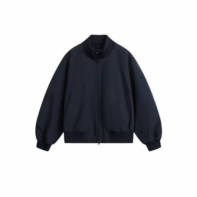 款号-893 春秋薄款Bomber立领短宽版型夹克入春必备单品 情侣百搭 男女同款进口面料高品质 上身舒适版型好 颜色：黑色 藏青色 尺码M-Xxl