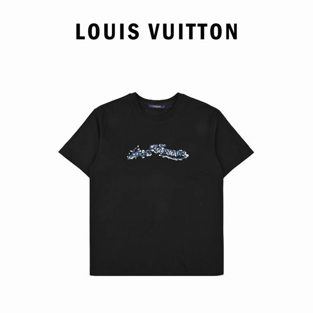 Louis Vuitton路易威登简约刺绣圆领短袖面料:规格采用实打实260G %纯棉针织内的兰博基尼，定织定染刺绣:进口田岛机器，勾针断线一步到位，大花位全部
