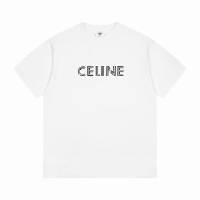 上新 款号:G827Celine赛琳新款胸前线条字母Logo休闲圆领短袖T恤 小红书热门爆款｜明星网红同款穿搭 1面料采用26支270克纯棉双纱面料 柔软亲肤、
