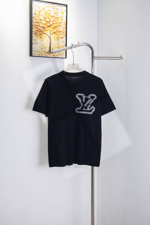 款号：Y174Louis Vuitton路易威登25Ss新款同步限定新品城墙砖头印花针织圆领短袖T恤夏季随便搭配什么都可 Lv款必入穿起来很酷感的短袖 衣柜里无