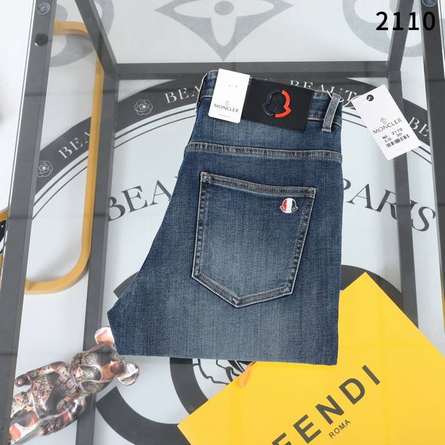 新款直筒牛仔裤款号：2 #码数：29-42