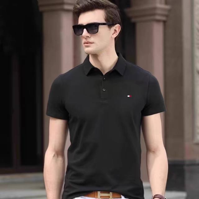 Tommy 汤米 高品质进口 %棉纯色短袖T恤Polopolo衫又火了，夏天穿它才真时髦自从Vintage回潮之后，带火了一度被大家嫌弃的“直男标配”Polo衫