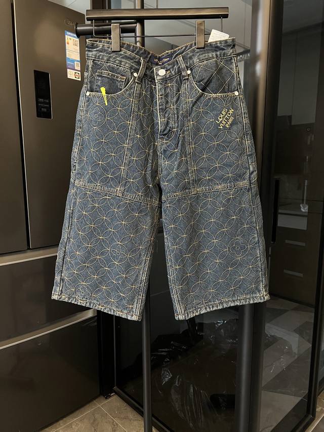 隔天 Louis Vuitton X Nigo 25Fw Lv联名款 圆环刺绣工装七分牛仔短裤 蓝 注：此款偏大 可拍小一码Size：28 30 32 34 S