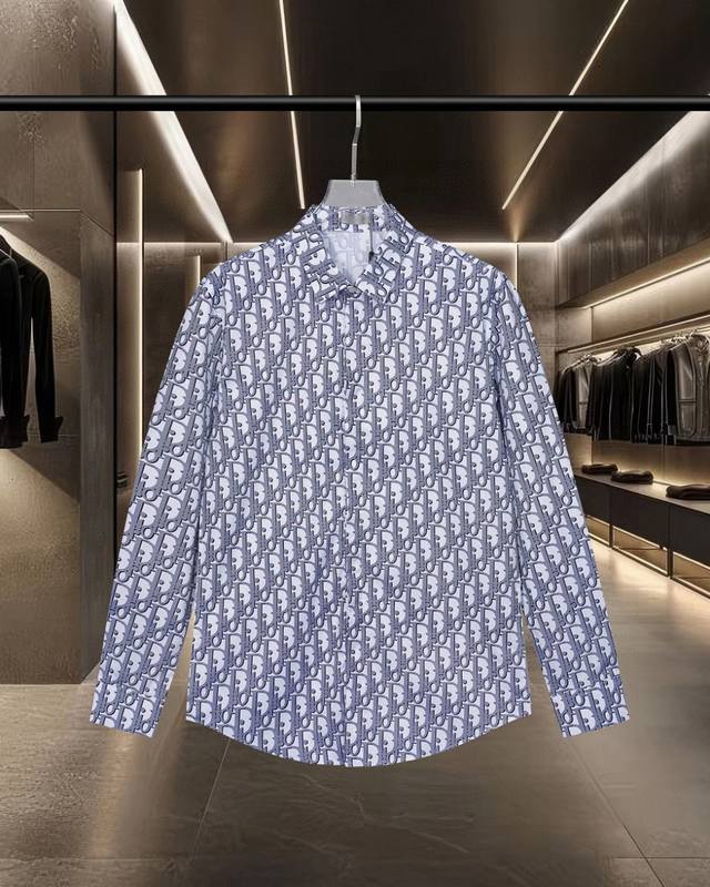 Dior 迪奥 爆款来袭 满印老花Lgoo弹幕数码印花长袖衬衫 2025Ss官网新款长袖 衬衫 衬衣，精美印花Logo 高端版本，专柜定制面料 透气舒适度高，精
