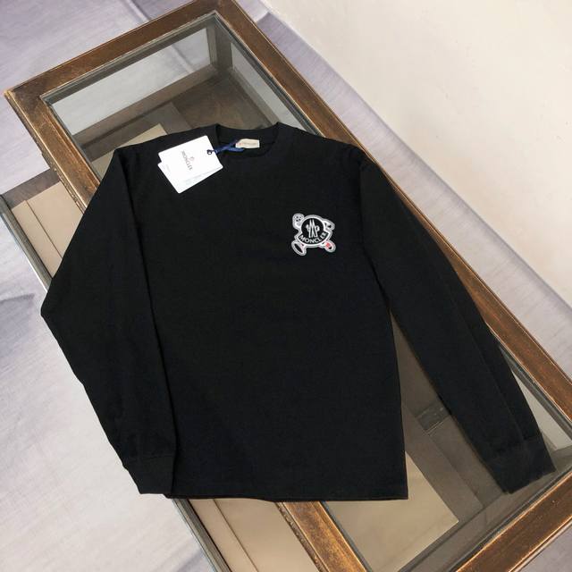 Mon*Cler 蒙口 早秋最新款经典时尚轻薄长袖卫衣～单穿叠穿都～Os宽松版型，经典毡艺刺绣章仔徽标彰显品牌辨识度，极简风格设计中透露出高级百搭的气质，精选2