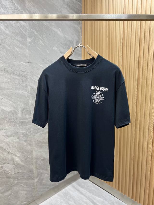 Ch 克罗心 2025最新款潮牌情侣款，经典Logo印花圆领T恤，春夏新品！高品质280克纯棉面料，时尚百搭经典潮款 ，穿着舒适，透气 时尚，不失个性， 帅气有