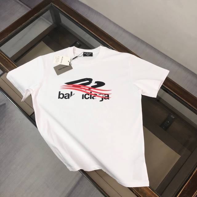 Balen*Ciaga 巴黎世家 2025最新款情侣款印花圆领短袖 情侣T恤～ 春夏新品 高品质 时尚百搭潮款 定制进口面料 ！穿着舒适 透气 时尚不失个性 上