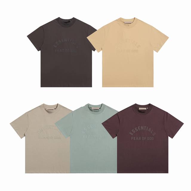 Essentials Fear Of God 新款字母短袖T恤款号：E2326# 颜色：淡黑色 雾蓝色 纱白色 梅紫色 海豹灰 码数：S M L Xl