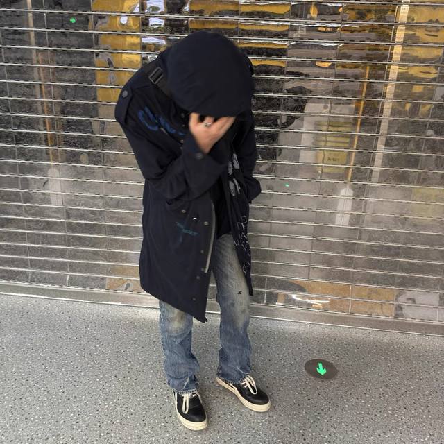 款号3006Undercover 06Sst期 油污补丁刺绣水洗印花牛仔直筒裤Klaus Jeans Uc油染补丁牛仔裤 男女同款存世量非常稀少的一条裤子全网唯