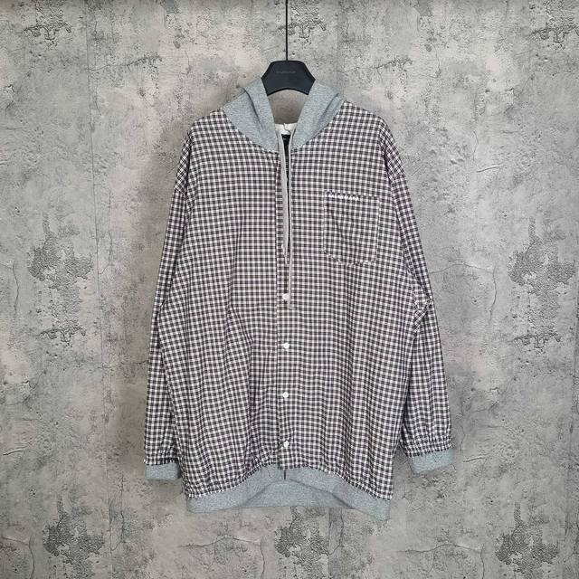 Blcgcut-Up Hooded Shirt In Black 25Fall 新款徽标字母刺绣衬衫拼接设计卫衣连帽拉链衬衫外套宽松版型 男女同款颜色: 格纹码