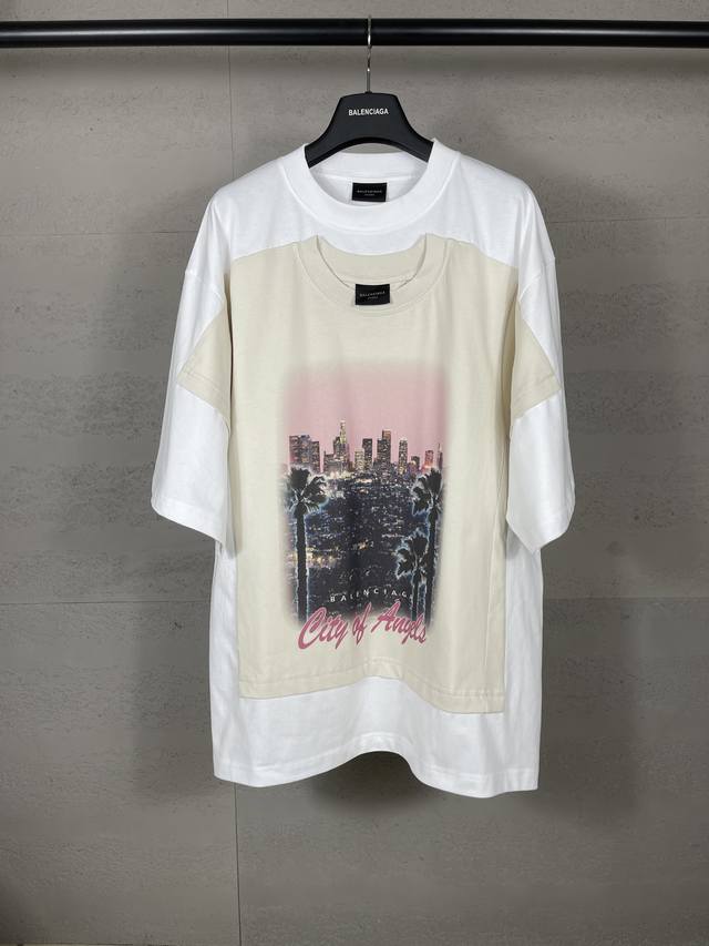 实拍图 顶级版本.官网品质 Balenci*Ga 25新款 。正面以洛杉矶夜景直喷印花，重叠双层短袖T恤#重叠暗线拼接，超重工艺Ss25最新款。第一时间研发，巨