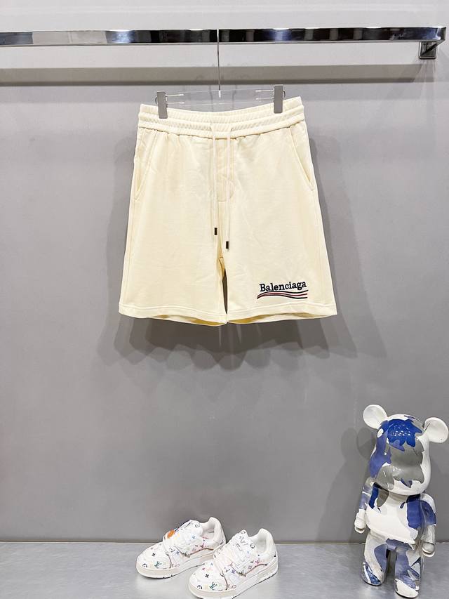 Balenciaga 巴黎世家 纯棉毛圈面料短裤经典波浪可乐字母Logo刺绣工艺标识官方同步 高版本 高品质时尚个性 百搭潮流纯原品质 原版面料吊牌 领标 水洗