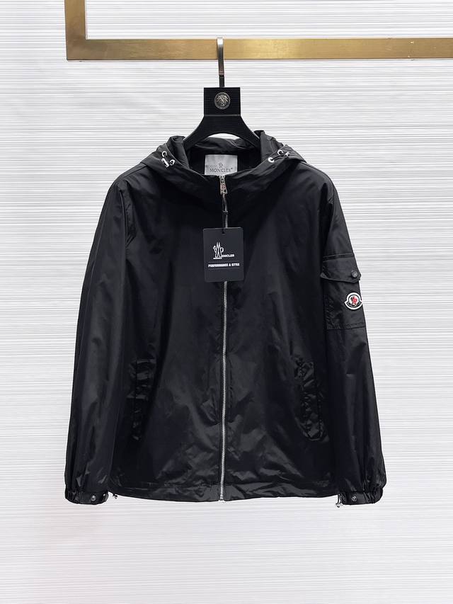 开春爆款 蒙口 Moncler 官网同款，提前发售！2025Ss开春新款男士夹克外套，原单三标齐全高端版本！带隐藏帽，专柜定制面料 透气舒适度高，细节无可挑剔，