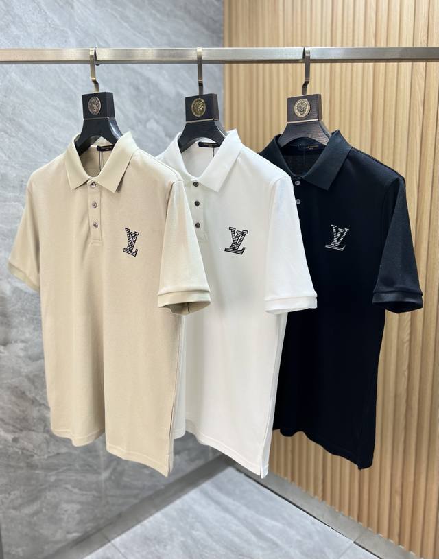 Lv 路易威登 2025年春夏新品上新 三标齐全 翻领短袖Polo衫 好货不用过多介绍 看细节 专柜码数：M-Xxxl 175 140建议L