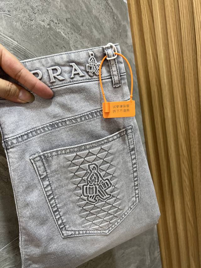 Prada 普拉达 2025春夏新品 三标齐全 牛仔裤 好货不用过多介绍 看细节 专柜码数：29-38 175 140上身32码