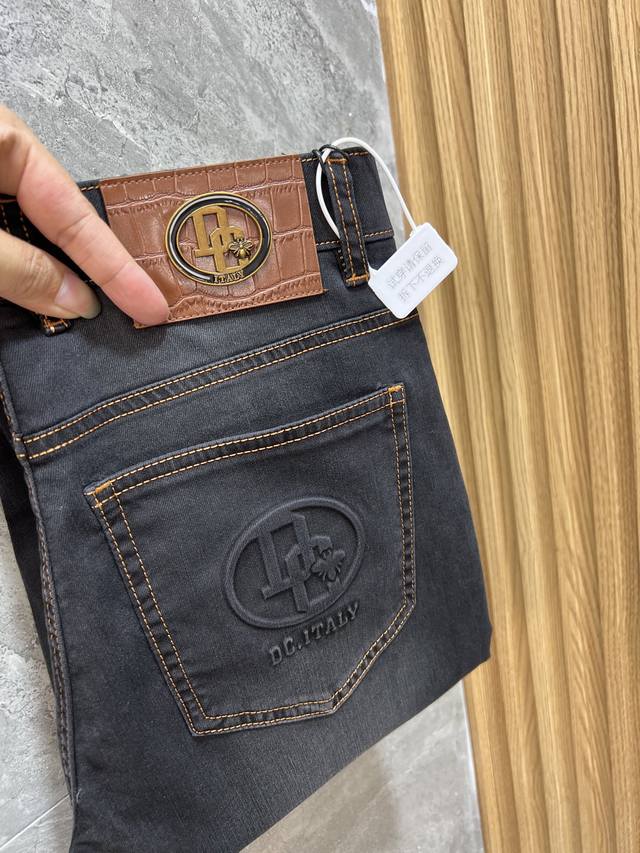 迪奥 2025春夏新品 三标齐全 牛仔裤 好货不用过多介绍 看细节 专柜码数：29-38 175 140上身32码