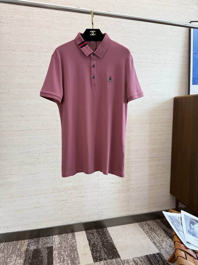 Gu25S春夏男士Polo 胸前标志性Logo徽标 整体非常的轻商务休闲！上身轻盈舒适顺滑 到手绝对让你觉得物有所值的一件单品！！！ 码数M-4Xl