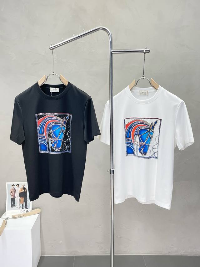 HermèS爱马仕独家专供新款原单男士休闲短袖 高端定制 高端版本 时尚百搭爆款进口面料 手感超柔软细腻 穿着亲肤舒适 高端精品 代工厂P精细做工 上身非常赞