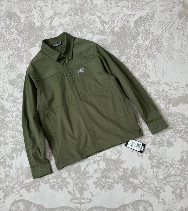 Arcteryx始祖鸟 Cronin Cotton Overshirt 弹力防风防雨纯色小Logo翻领衬衫夹克外套- 材质成分：采用61%棉、29%尼龙、10%