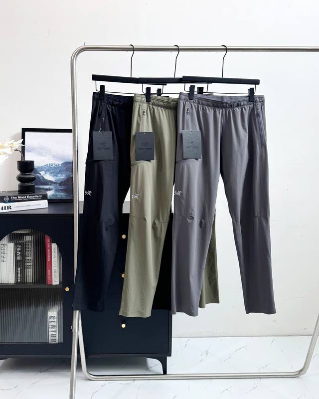 百灵达刺绣 Arcteryx始祖鸟 Gamma Jogger Men's 纯色Logo标识软壳松紧腰束脚运动长裤 柜子 0面料性能、版型裁剪、做工品质缺一不可这
