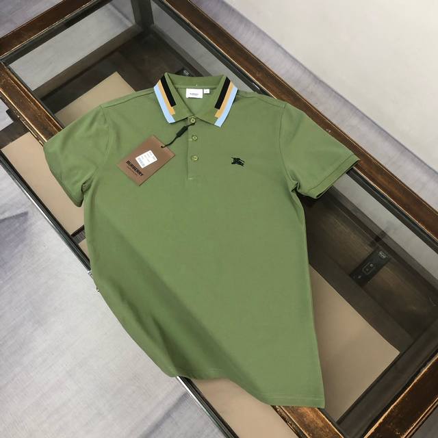 Bur*Berry 巴宝莉 2025最新款战马骑士标男士短袖Polo衫，品牌最新设计元素！既不单调也不复杂,恰到好处的展现品味！客供顶级定制珠地棉面料！舒适吸汗