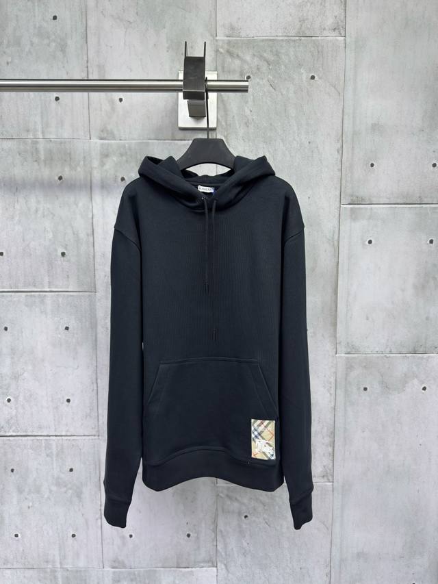 Burberry巴宝莉 25Fw 早秋新款贴布战马针织毛圈长袖帽衫下摆经典战马标签点缀，衣领和衣袖肩膀处双走线，简单设计款式，直筒剪裁 休闲版型尺码：S-M-L