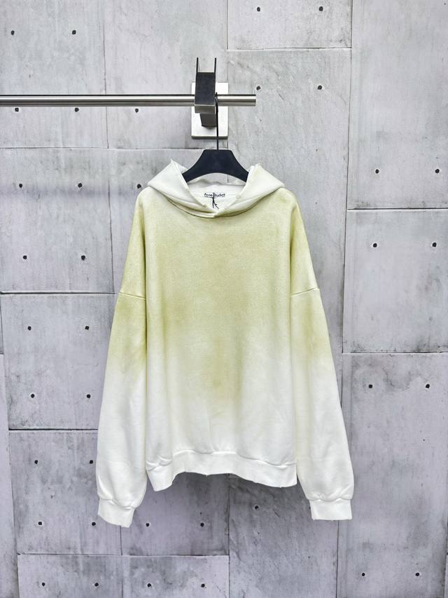 Acne Studios 25Ss 1996做旧水洗棒球服外套哑光磨砂质感 很有做旧味道！就很实穿，内里大毛圈有一定厚度，布面纹理粗狂清晰，超适合开春冷暖交替的