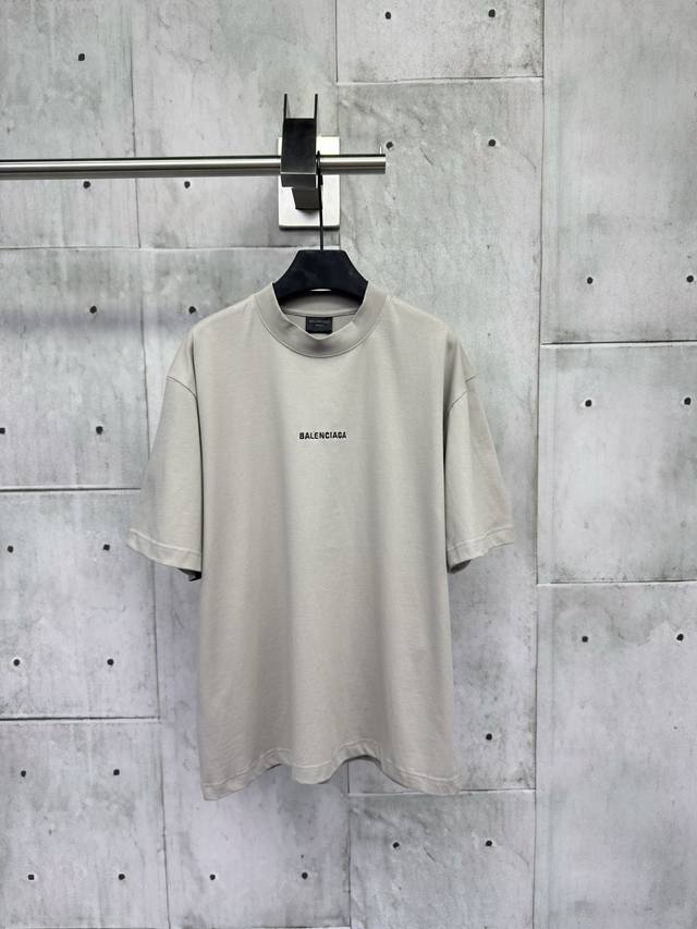 Balenciaga 25Ss 巴黎世家 阿拉伯限定刺绣短袖采用原板独家定制260克32支双莎纯棉面料 质感非常柔软舒服 100%区别市场的顶级面料 不缩水 不