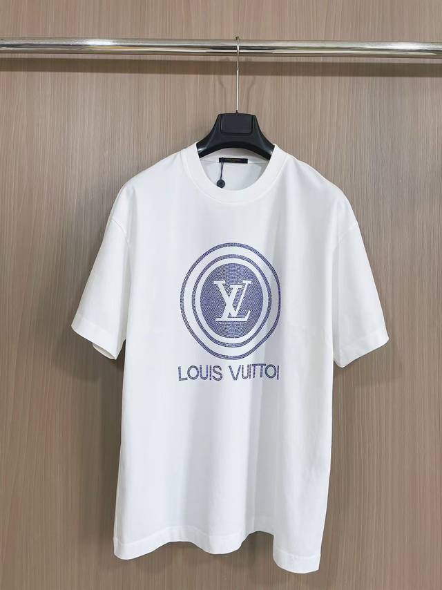 Lv2025烫钻T恤 280克纯棉面料 精选进口奥钻 高级感满满 黑白双色 男女同款 码数S-Xl .