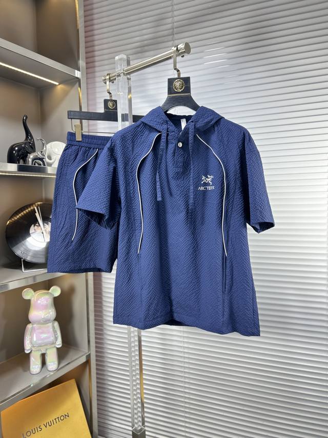 Arc*始祖鸟 Ss25夏季新款休闲套装 贸易公司渠道订单，海外精品独家限定发售，经典即永恒，入手绝对值的！这种类型的套装也是懒人必备的一套，不用想怎么搭配，直