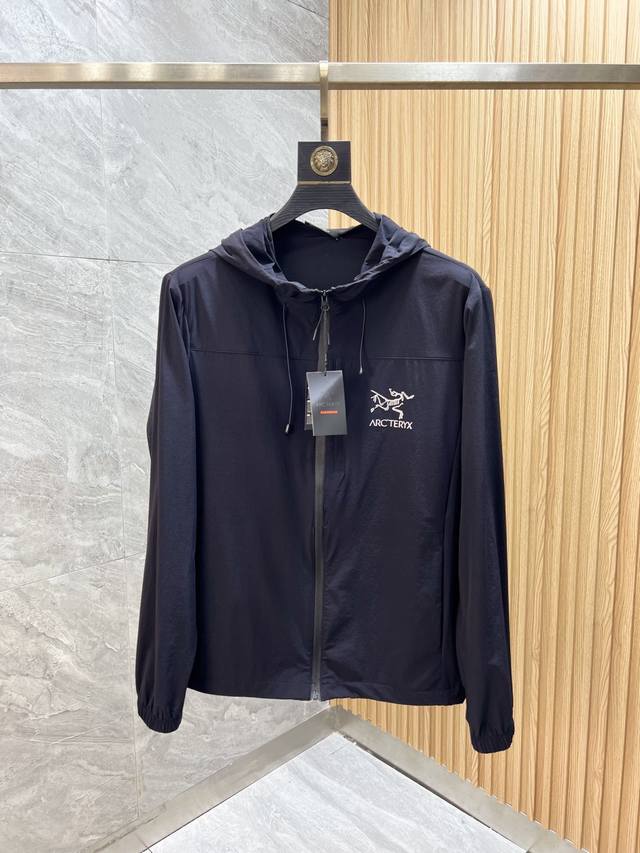 Arc 始祖鸟 2025春夏新品 三标齐全 薄款夹克外套 防晒服 好货不用过多介绍 看细节 专柜码数：M-Xxxl 175 140上身L