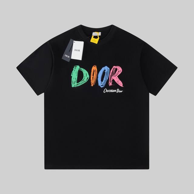 高版本Dior 迪奥 25Ss春夏新款彩色印花字母短袖T恤！ Logo精致升级 ！定制面料，手感非常舒服 春夏最新砖柜同步 时尚又个性 超级百搭好看的一款 男女