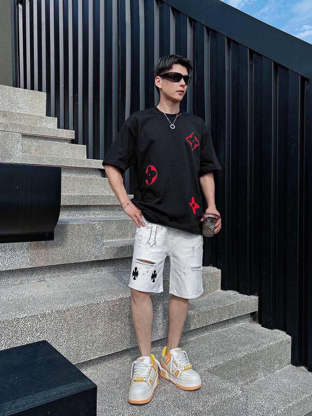 裤子 衣服 新款上市 重磅洗水高端短袖 1V驴子 前幅搭配万针刺绣剪破工艺后幅搭配小标点缀 情侣款短T 百看不腻的高级简约风格 口袋贴绣简约风 高级气质穿搭 完