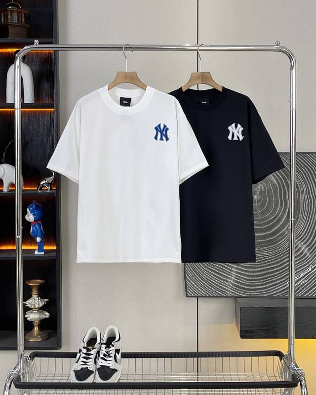 Mlb 夏季新款后背满印腰果花Logo情侣款短袖，超级经典的一款百搭T恤，男女同款 情侣可搭，店主强烈推荐采用纯棉280G双纱面料，手感细腻柔软，亲肤透气，胸前
