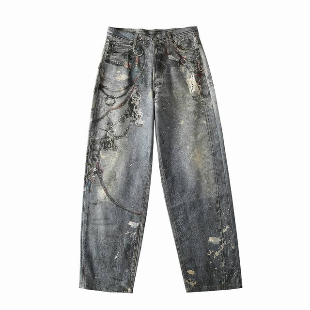 Acne Studios 3D打印印花链条牛仔长裤 1、面料实物是轻薄款 采用11盎司的进口脱浆原牛布 洗水后硬挺有型 四季都可穿着2、全身16个裁片 无论泼墨