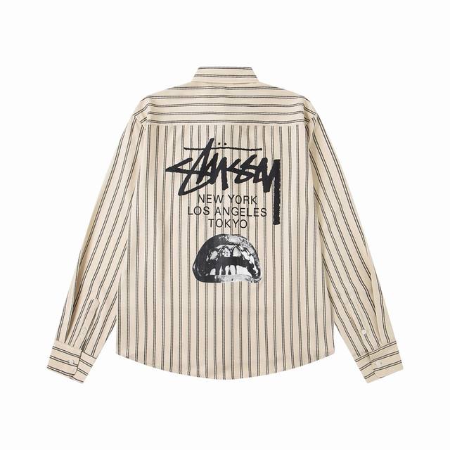 Stussy 斯图西美潮口袋字母Logo大嘴巴印花条纹宽松版型休闲长袖衬衫 男女同款颜色：杏色 绿色码数：S M L Xl