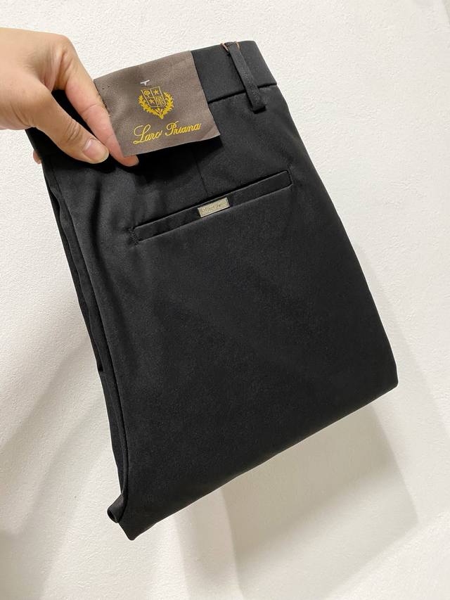 Lp休闲裤 西裤2025Ss春夏新款 高级定制裤子专用面料 定制原版五金 重工工艺打造 车工走线精细 定制面料 柔软舒适 质感显著 辅料精美 上身效果超赞 三标