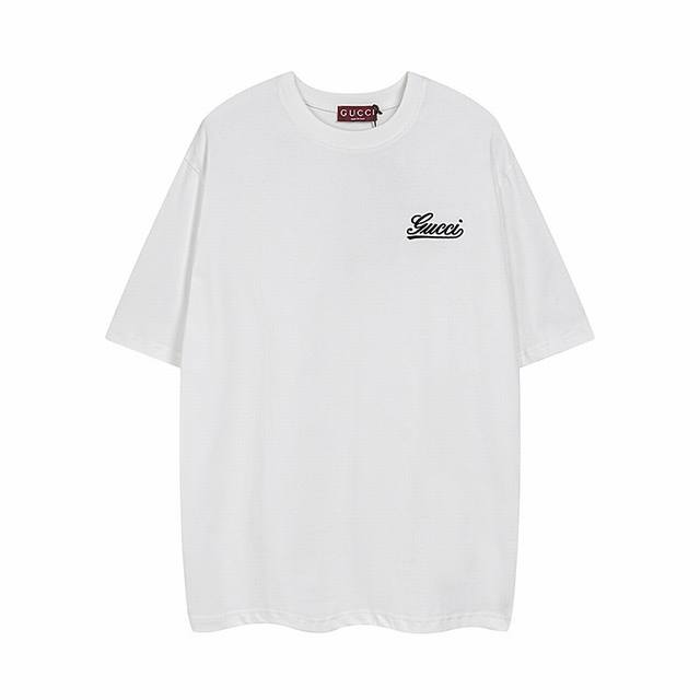 全年有货不下架#Gucci古驰##经典##大Logo刺绣#古驰经典大Logo刺绣款，24年刺绣款，官方原版,定制32支双纱纯棉面料，克重270G，手感松软细腻又