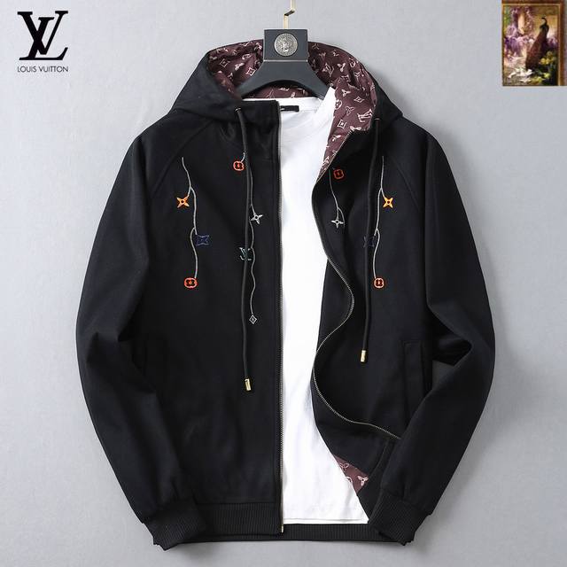 Lv 2025开春新款男士夹克外套，原单三标齐全高端版本！专柜定制面料 透气舒适度高，细节无可挑剔，品牌元素设计理念，专业代购级体现高品质。手感细腻柔软！呈现休