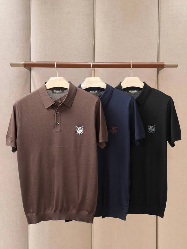 Sg Loro Piana Ss25 春夏男装颜色: 黑色，宝蓝色，咖啡色码数M-3Xllp超级爆款推荐，夏季新品男装系列爆款翻领针织衫，定织90%棉10%丝质